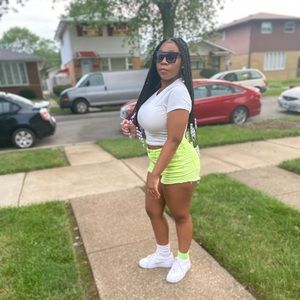 Meet your Posher, Madison